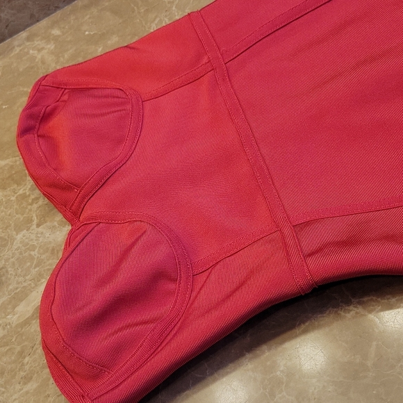 By The Way fun, flirty & feminine mimi bandage dress w wavy bottom hem, XS - Picture 14 of 16